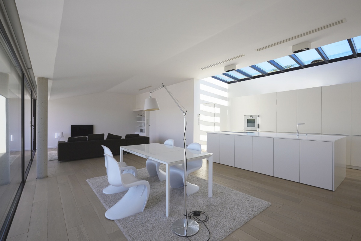 Villa VUA : atelier-cc-architecte-toulouse-maison-coteaux-moderne-contemporaine-deco-minimaliste-design-parquet
