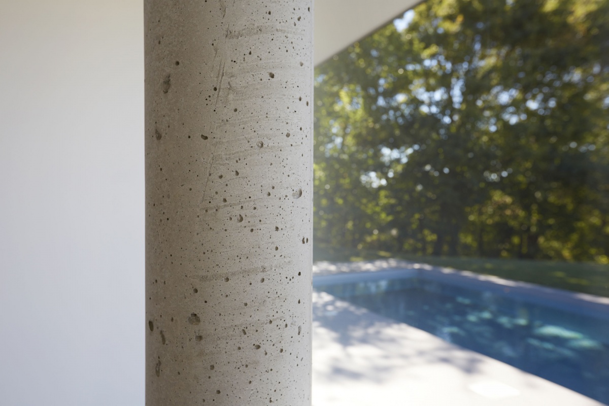 Villa VUA : atelier-cc-architecte-toulouse-maison-coteaux-moderne-contemporaine-detail-beton-piscine-terrasse