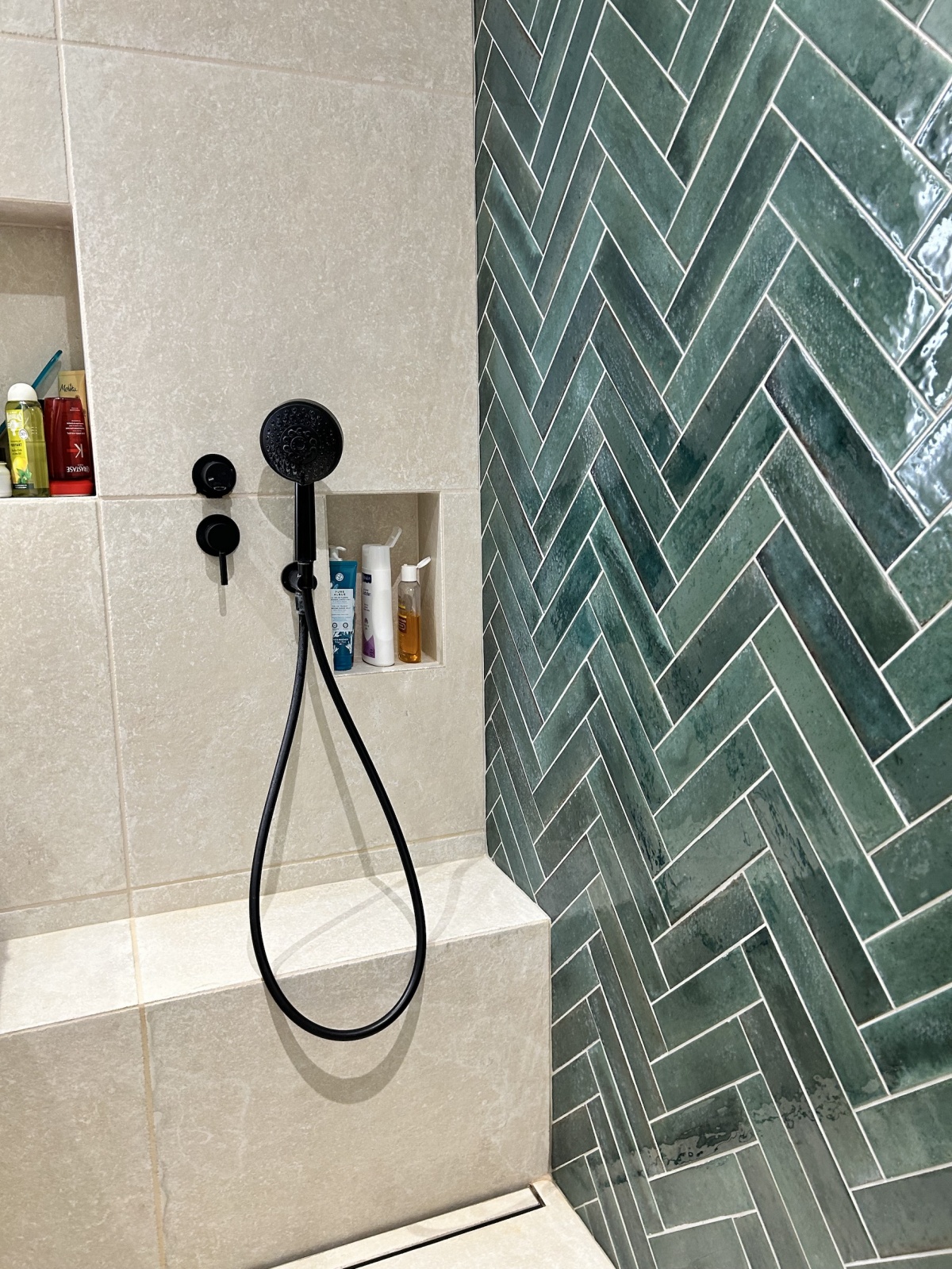 R�habilitation Appartement Fabre : SDB3 Mic.jpeg