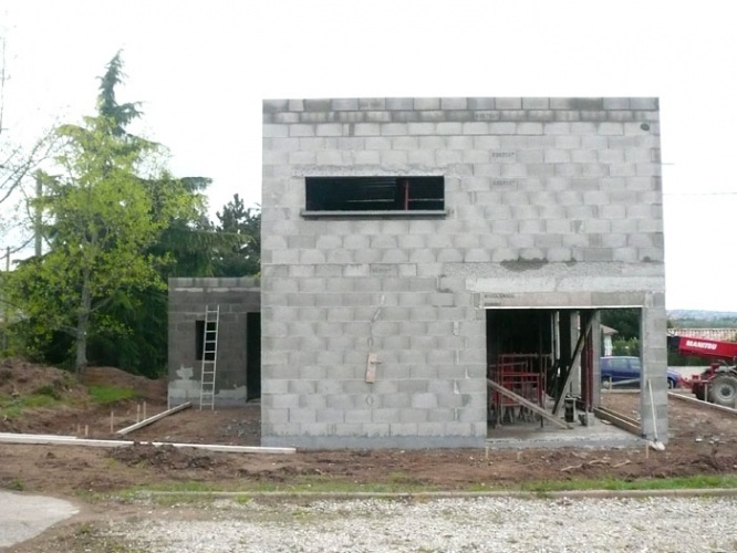 Maison contemporaine : 12_Maison b�ton_Soucieu.JPG