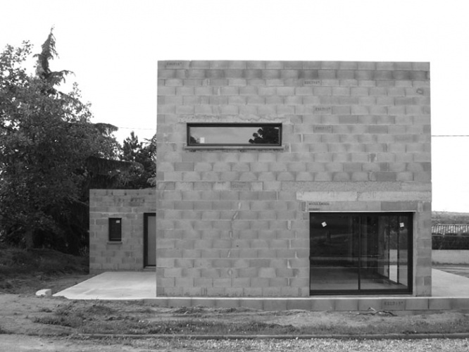 Maison contemporaine : 13_Maison b�ton_Soucieu.JPG