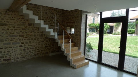 R�habilitation d'une Maison dans les Monts d'Or : chir28