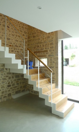 R�habilitation d'une Maison dans les Monts d'Or : chir50