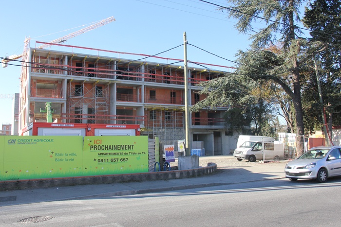 Construction de 27 logements sociaux avec commerces en rdc (label BBC) - ILOT NATURA : 10.12.2013 (24).JPG