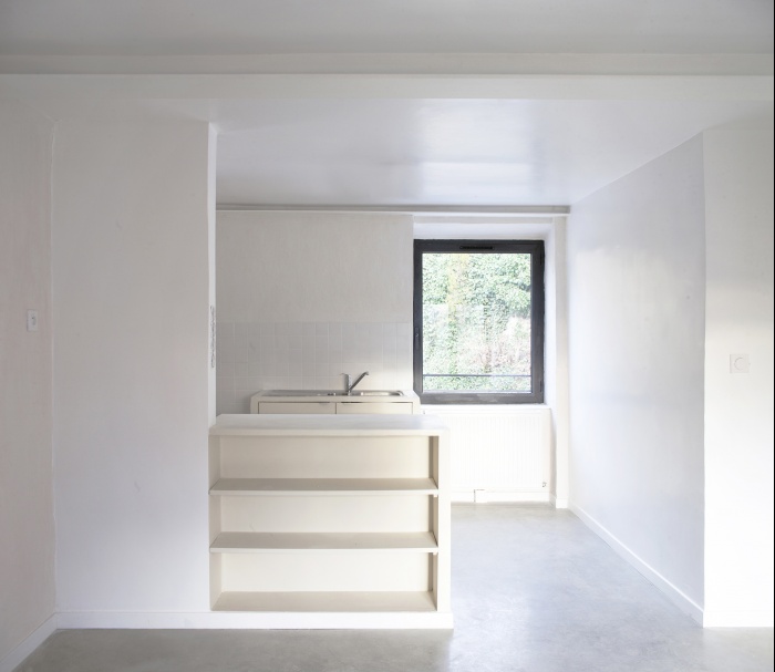 3 Logements dans une maison ancienne en meuli�re dans la Vall�e de Chevreuse : 1401_Chevreuse_14_MD