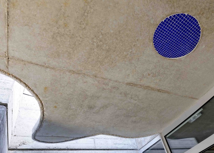 une cr�che pour 24 berceaux : 15 P37 c Blaise Adilon