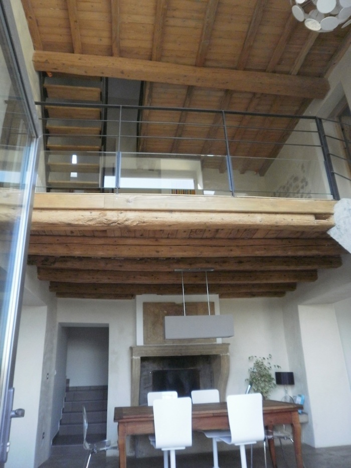 R�am�nagement d'une ancienne ferme dans le Rhone