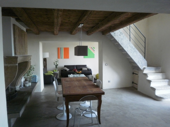 R�am�nagement d'une ancienne ferme dans le Rhone : Niveau bas