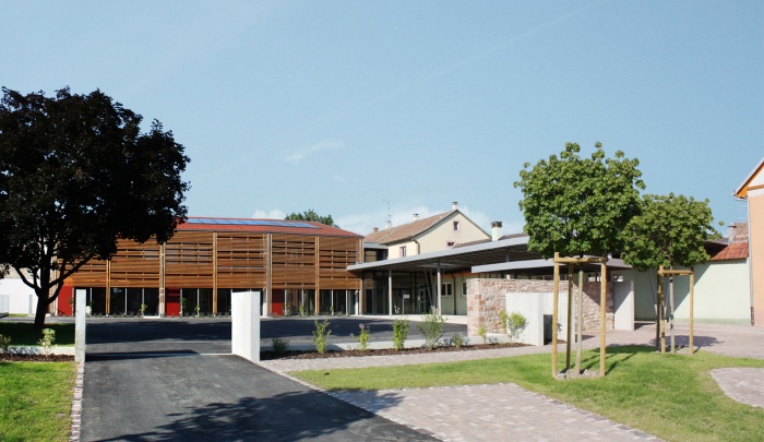 Extension et restructuration d'un groupe scolaire � ARTZENHEIM (68)