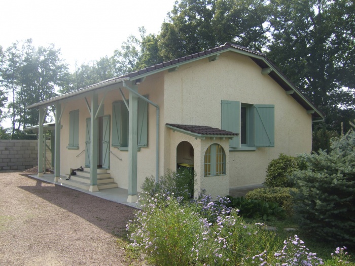 R�habilitation et extension contemporaine Be : Avant entr�e