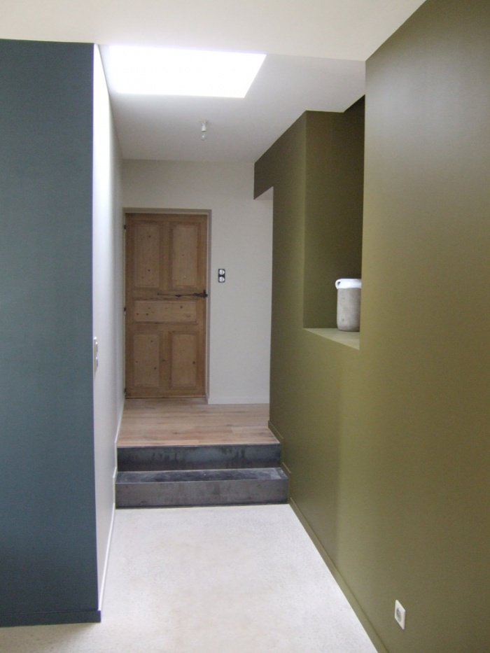 R�habilitation et extension contemporaine Be : Couloir