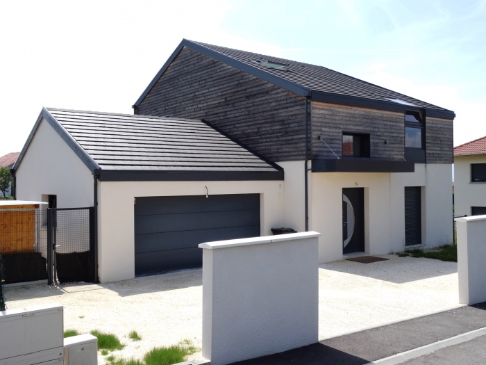 Maisons Loisin : 1-Vue entr�e sur rue